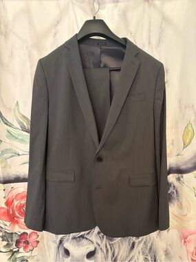 Men’s J. Ferrar dark grey suit